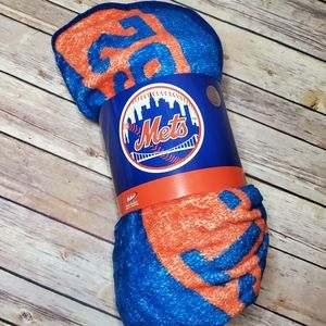 New New York Mets Super Plush Throw 46in x 60in